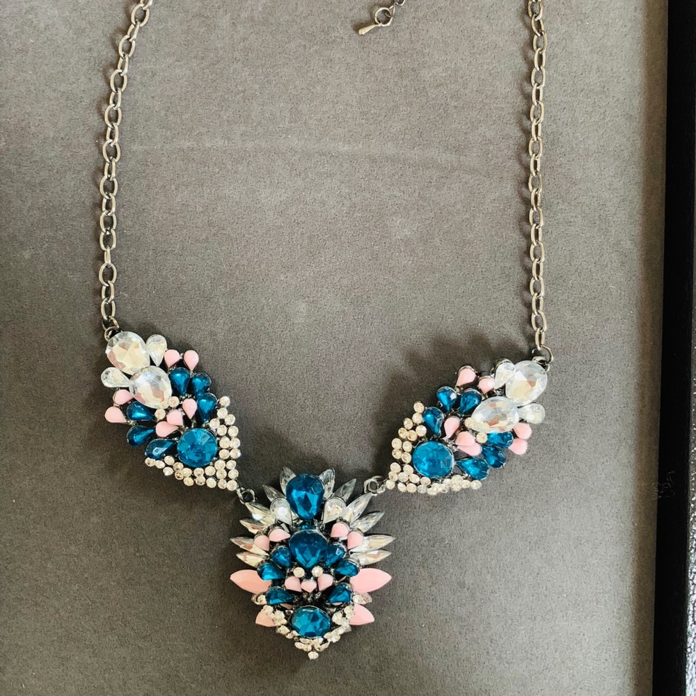 Brand New: Statement Necklace